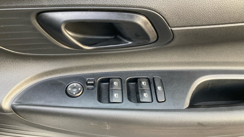 Hyundai i20 1.0T GDi Advance 5dr Petrol Hatchback